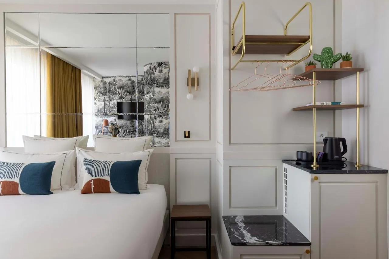 La Canopee 3* Paris