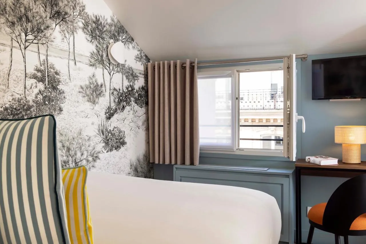 Hotel La Canopée 3*